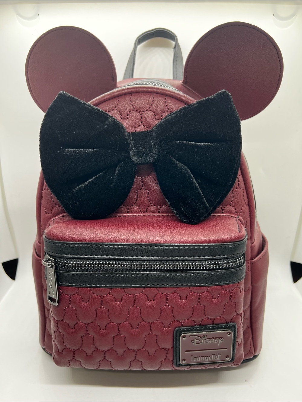 2021 NWT Quilted Minnie Loungefly Mini Backpack with Velvet Bow